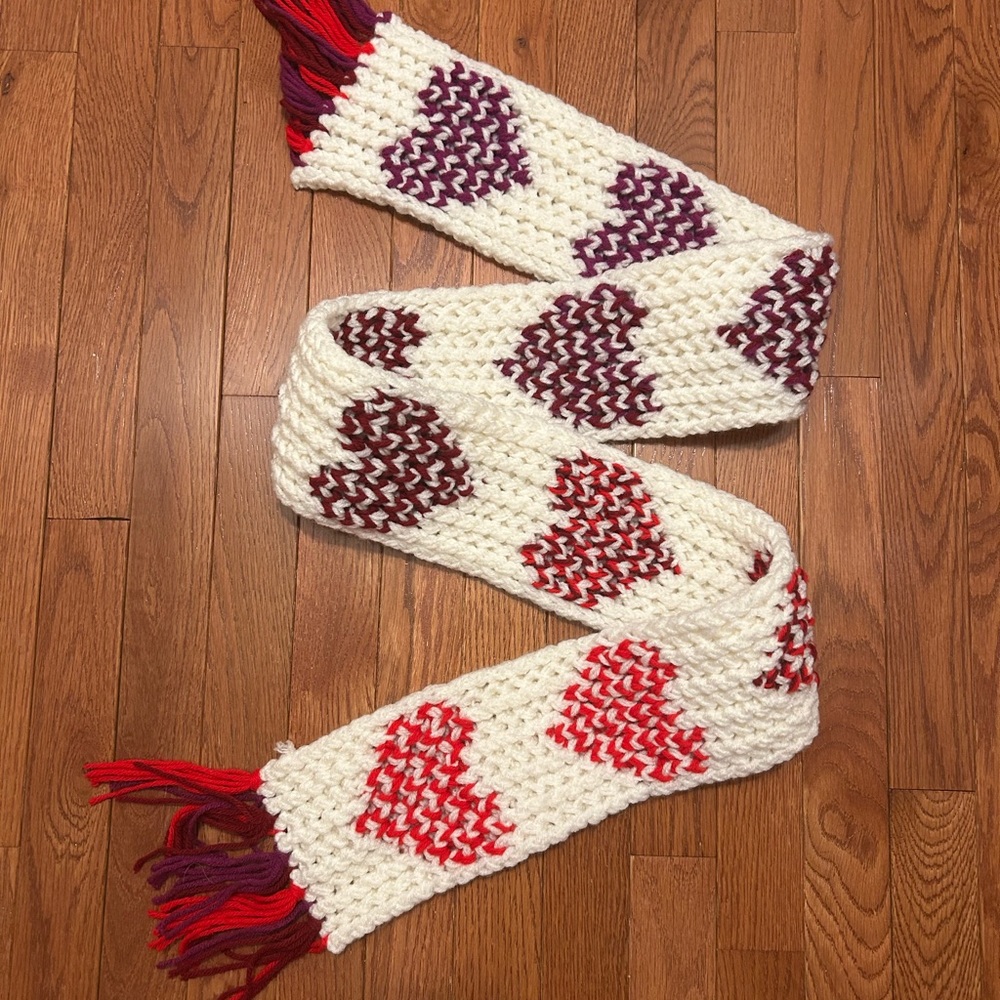 Heart Patterned Knit Scarf - Red White and Burgundy